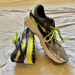 Brooks Ravenna 7 running shoes, men’s sz 10.5